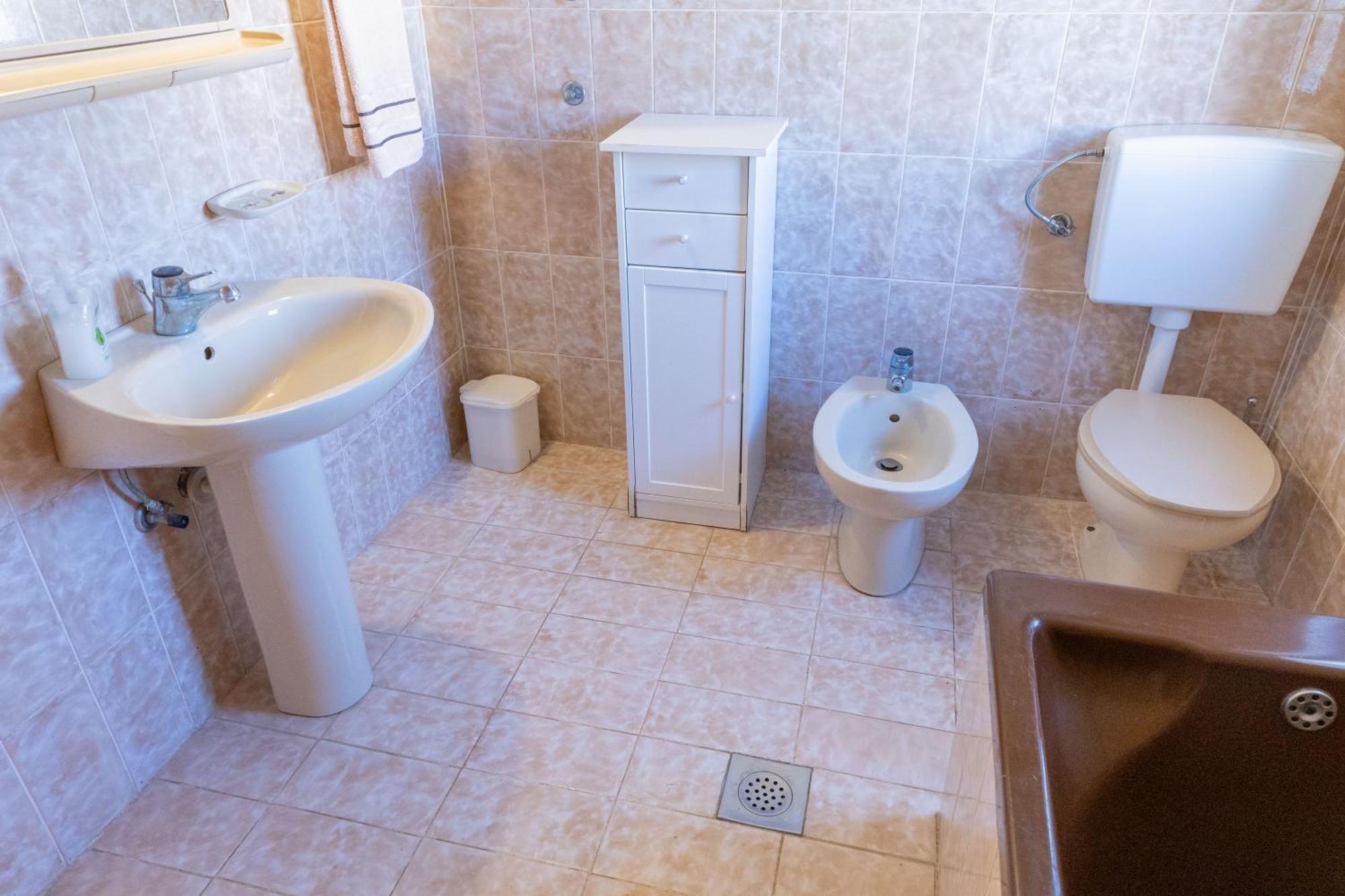 Apartmani Trlaja Vodice Eksteriør billede