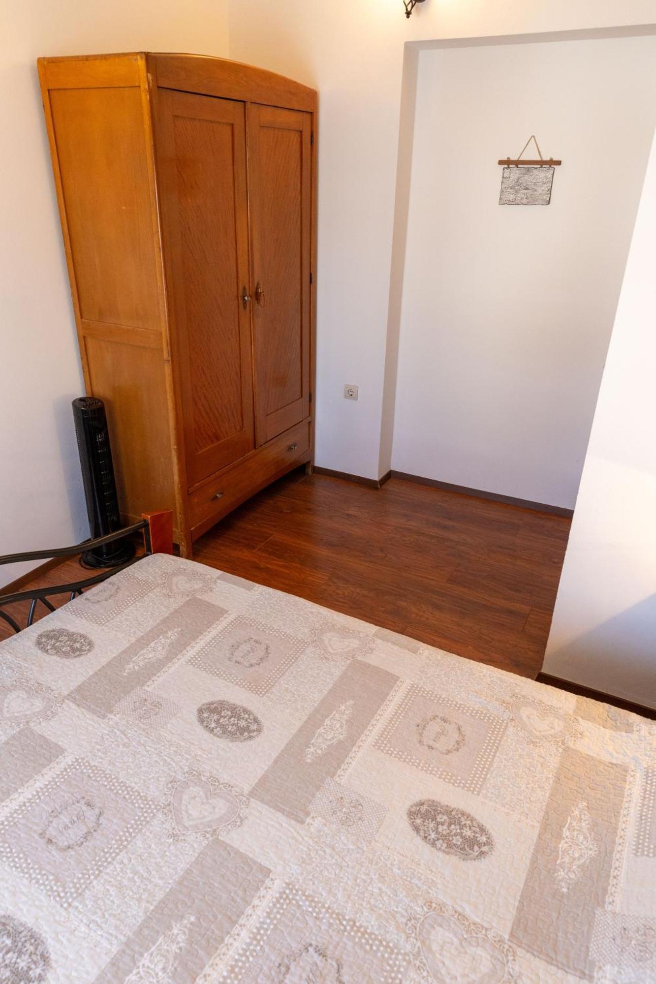Apartmani Trlaja Vodice Eksteriør billede