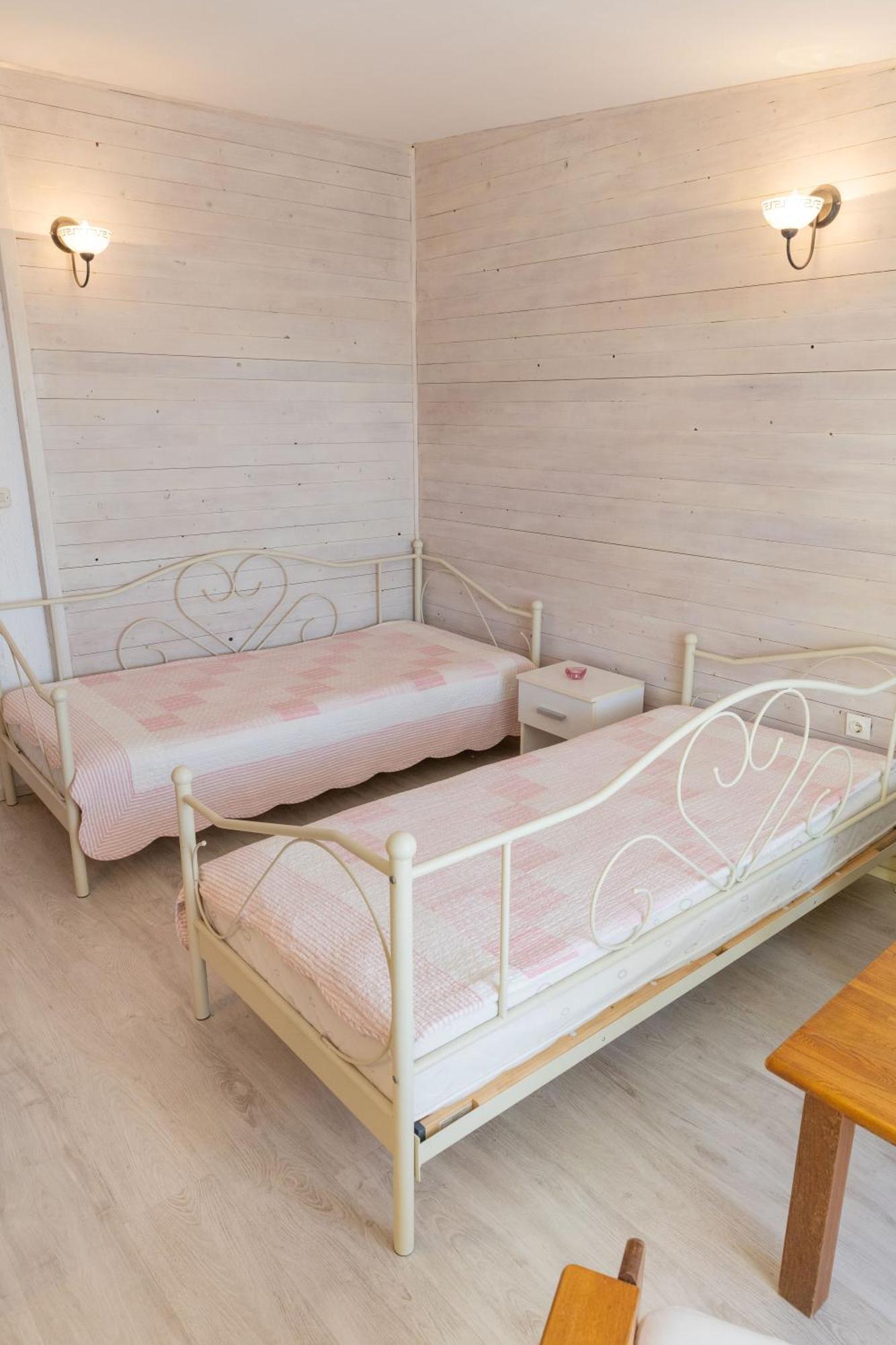 Apartmani Trlaja Vodice Eksteriør billede