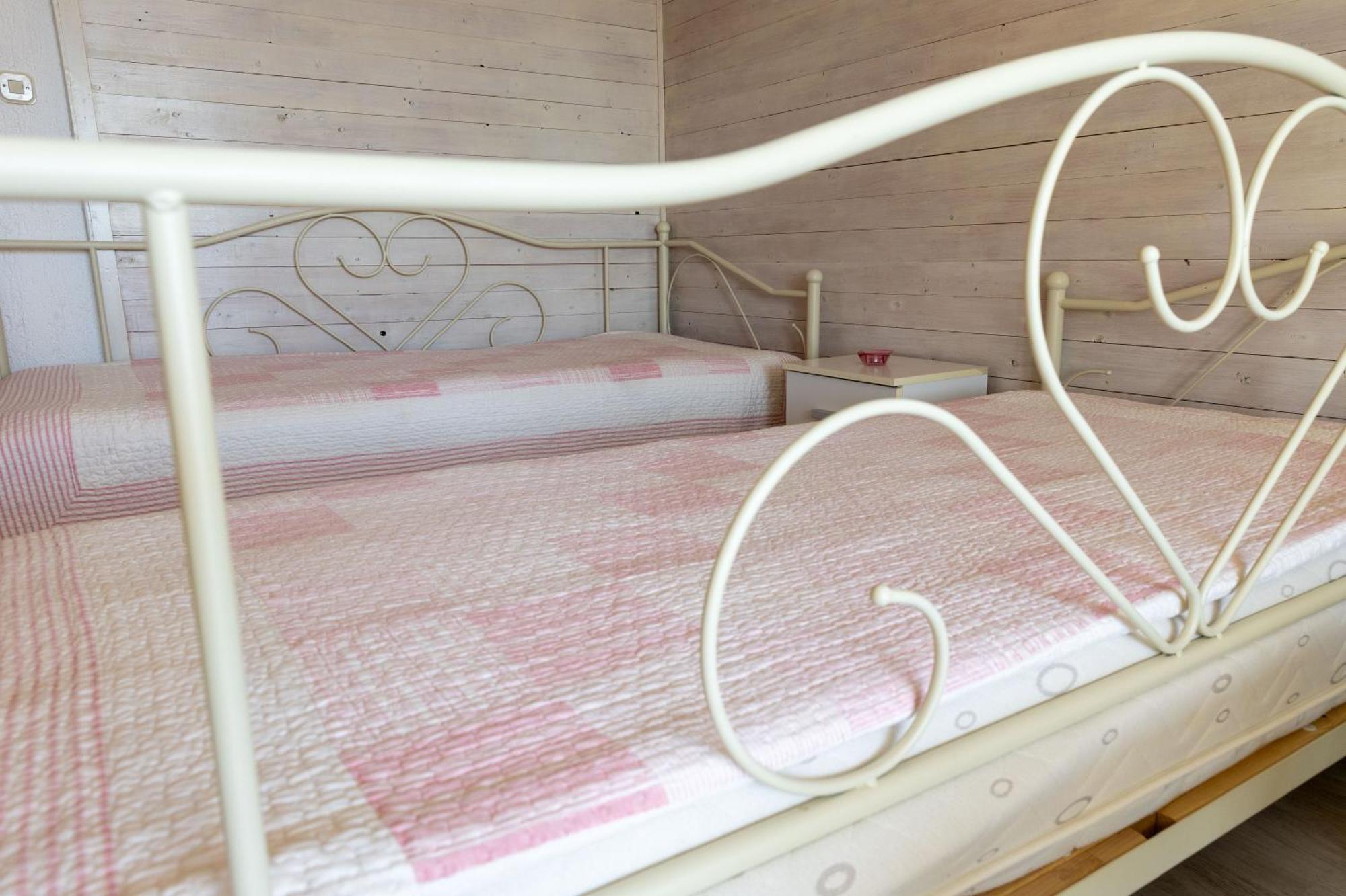Apartmani Trlaja Vodice Eksteriør billede